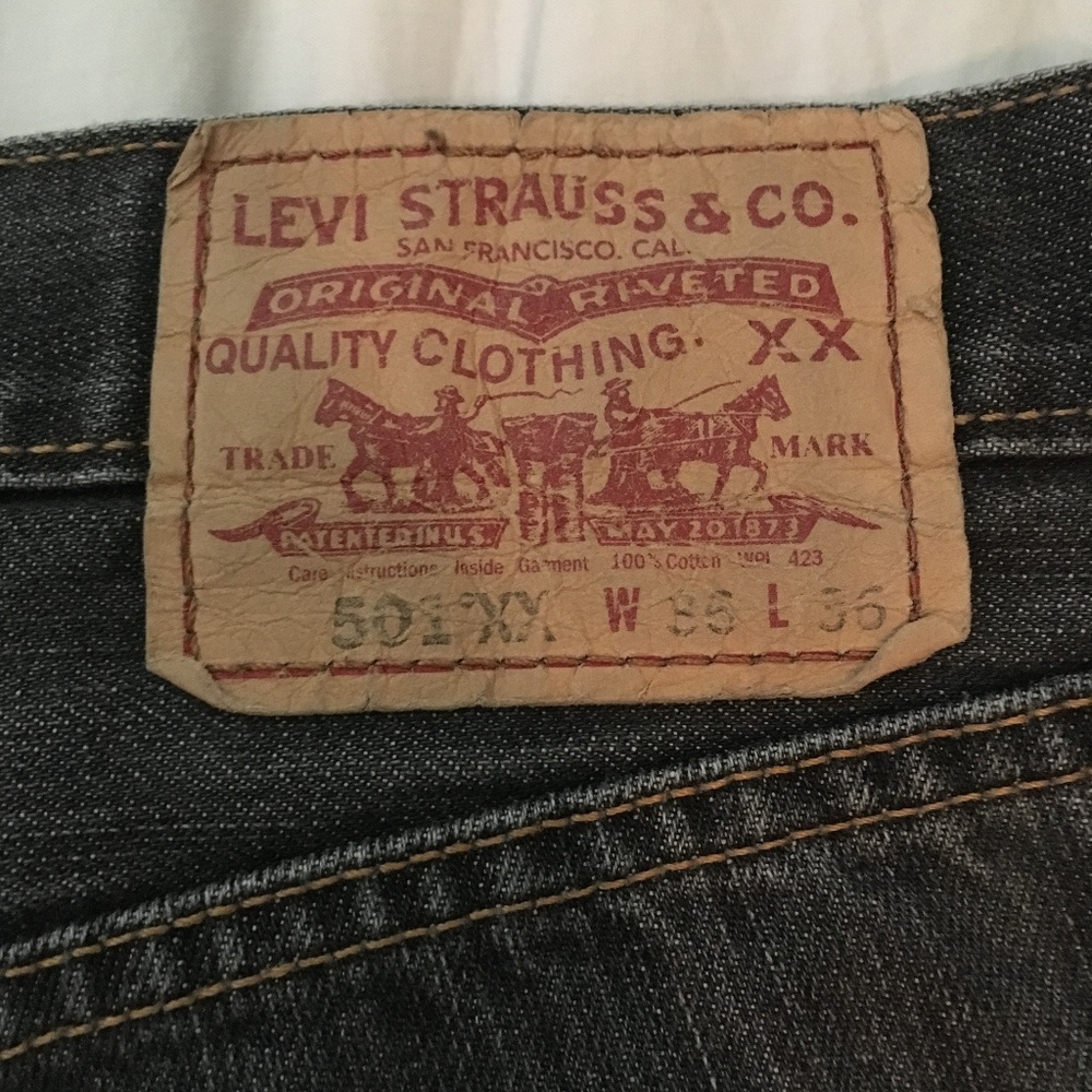 Like New! 501 Levi Jeans